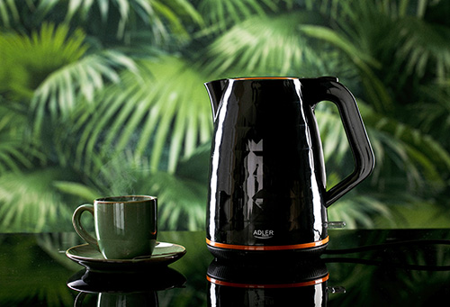 Чайник Adler AD 1277 1.7L black: Інтенсивний смак чаю у чорному дизайні