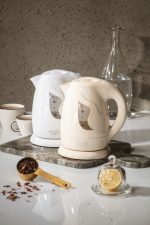 Чайник Пластиковий 1.0L Adler AD 08 бежевий