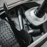 Пилосос мішковий із цифровим керуванням та мішком для пилу Adler AD 7069 3.5 L