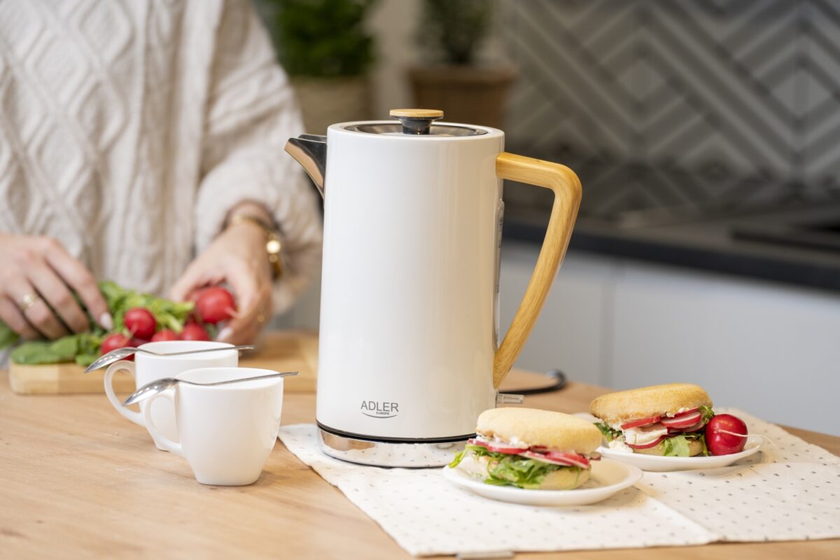 Чайник Adler AD 1347