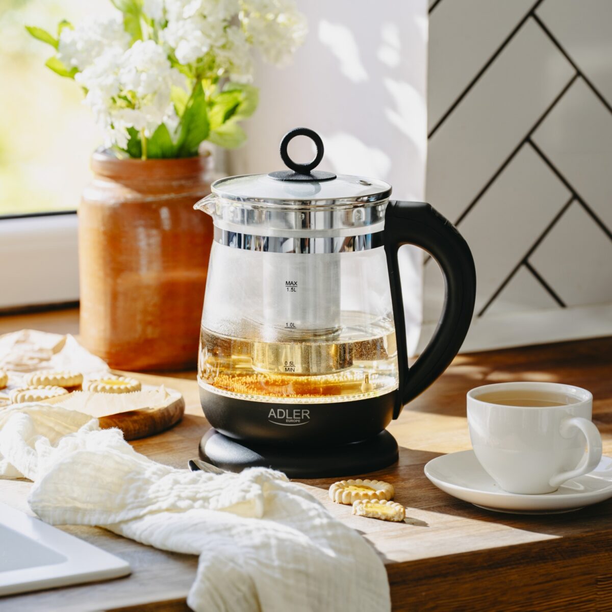 Скляний чайник із заварником Adler AD 1299 Чорний 2200Вт 1.5л з контролем температури та заварювальним блоком