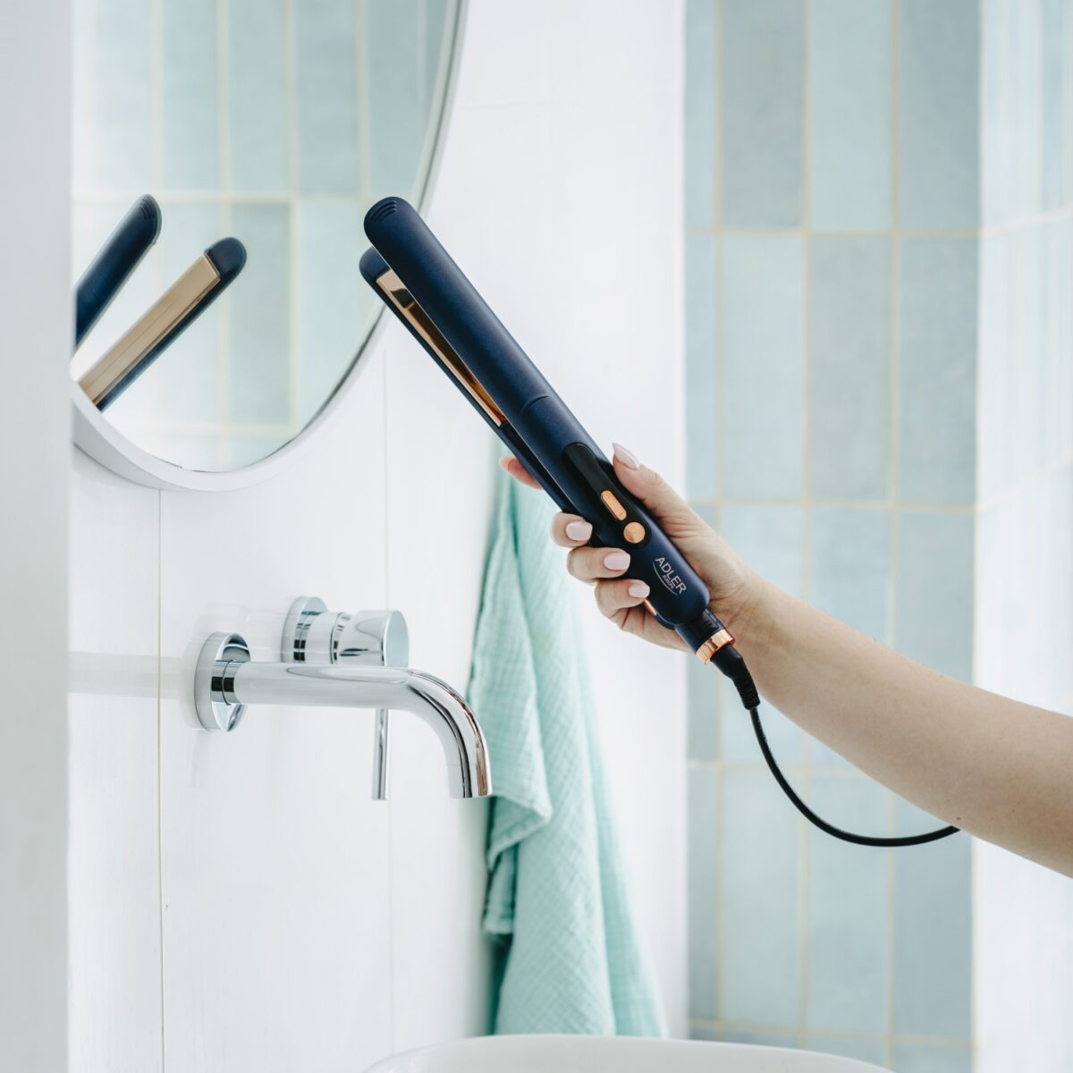 Вирівнювач для волосся Adler AD 2328 150°C-230°C 50Вт