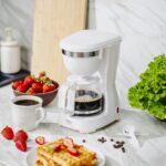 Кавоварка крапельна Adler AD 4381 біла 0.6л