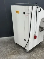 Професійна хліборізка Wabama ECONOMY PLUS 380.220 210 кг для пекарні до 200 буханок/год