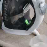 Парова праска з керамічною підошвою Adler AD 5051 2600W