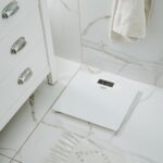 Вага підлогова акумуляторна USB Adler AD 8194 white 180 kg