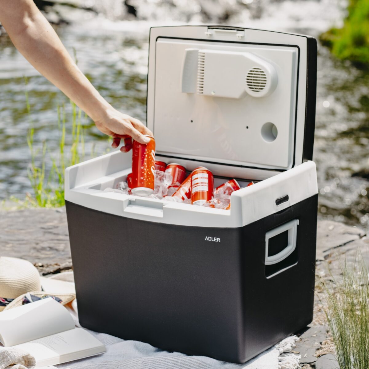Автохолодильник туристичний дорожний холодильник Adler AD 8092 40L